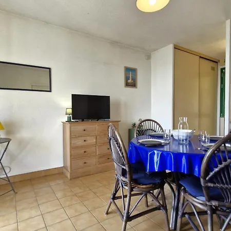 아파트 Palais Sur - Vue En Rez-de-chaussee - Corniche De Nauzan 생팔레쉬르메르