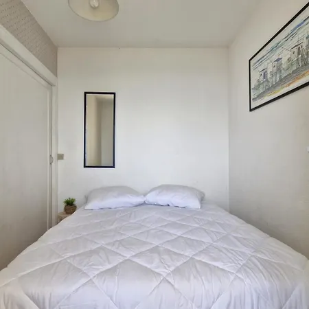 Palais Sur - Vue En Rez-de-chaussee - Corniche De Nauzan 아파트 *