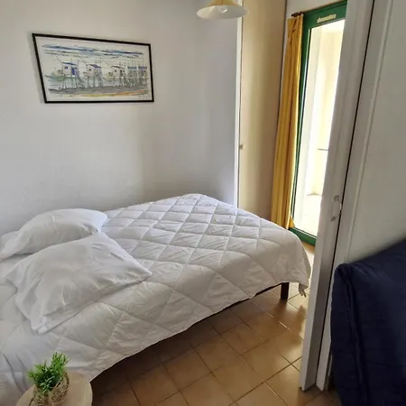 Palais Sur - Vue En Rez-de-chaussee - Corniche De Nauzan 아파트